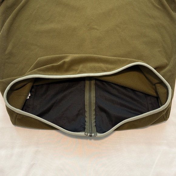 Arc’teryx zip up sweater - Picture 6 of 9